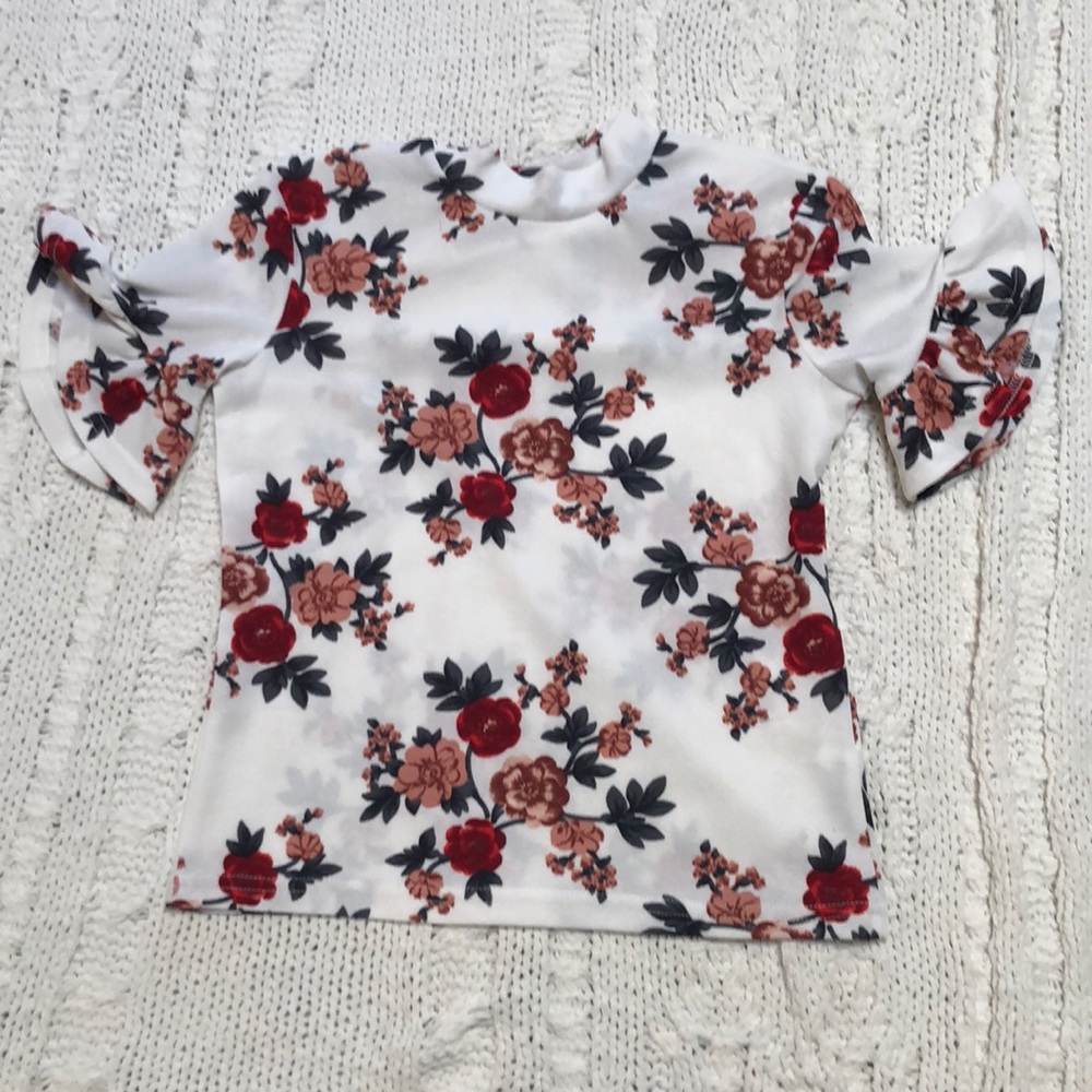 Girls floral formal ruffle sleeve shirt - Picture 3 of 5